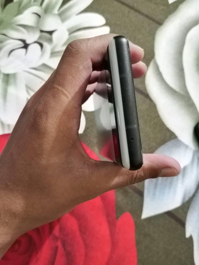 Google Pixel 6a 1