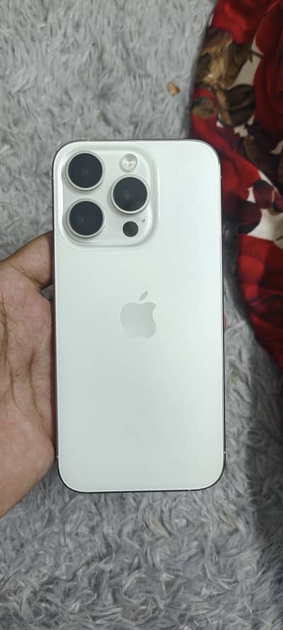 Apple iPhone 15 Pro