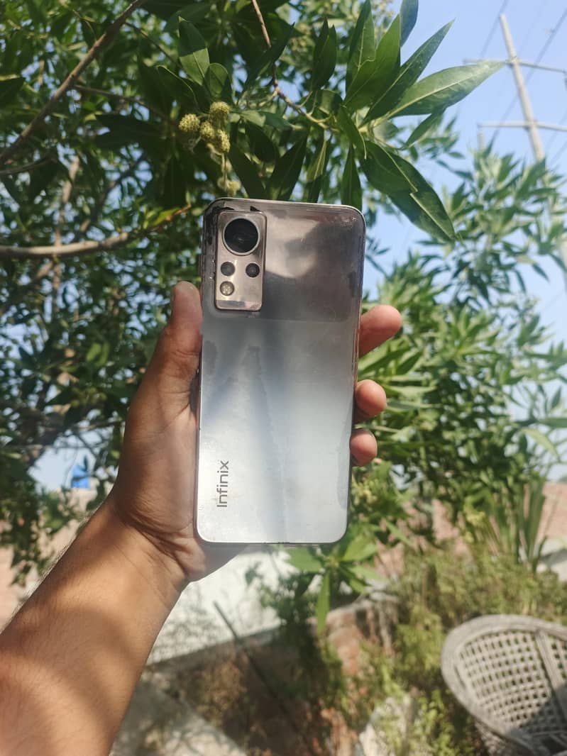 Infinix Note 11 1