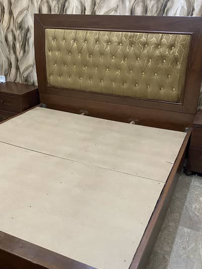 Newly Used Double bed with dressing