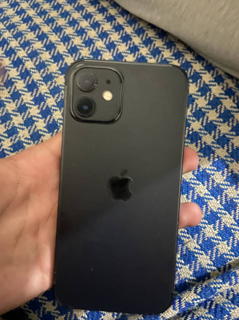 Apple iPhone 12 2