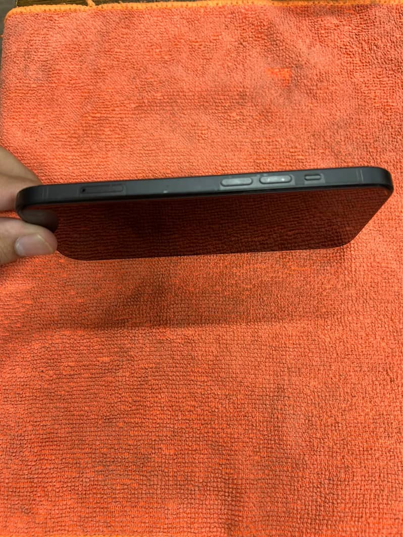 Apple iPhone 15 1
