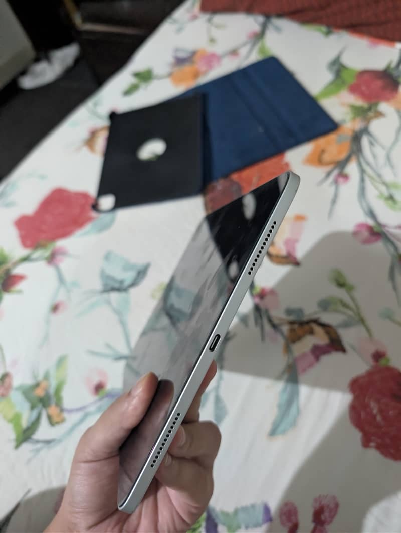 ipad pro 2nd gen 1tb 1