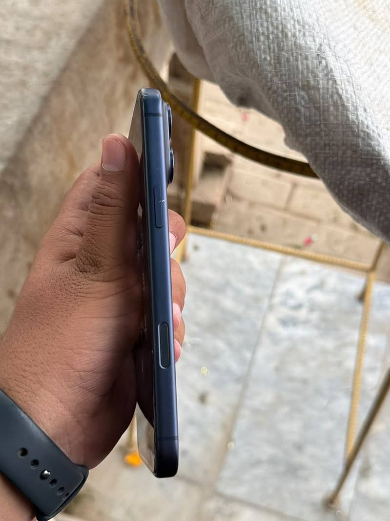 Apple iPhone 17 Pro Max factory unlock 4