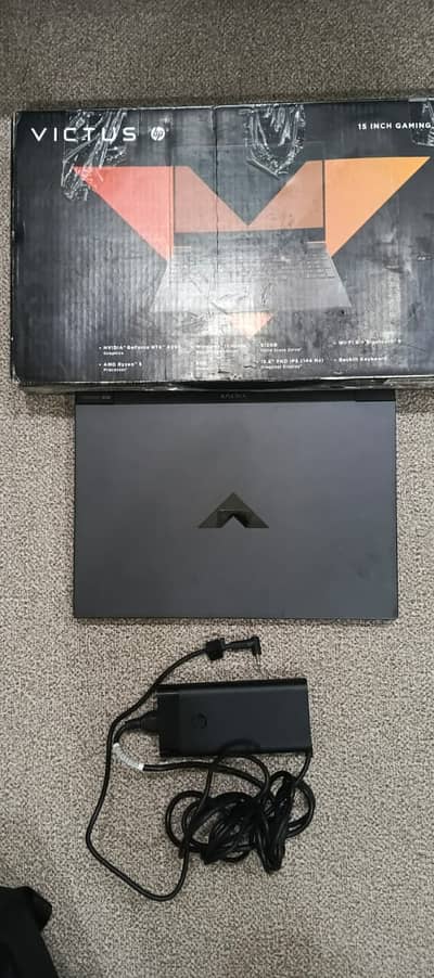 HP Victus 15 Gaming Laptop – Excellent Condition 10/10
