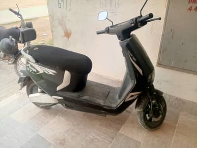 Ramza G7 Electric Scooter – For Sale | Batteries Kharab