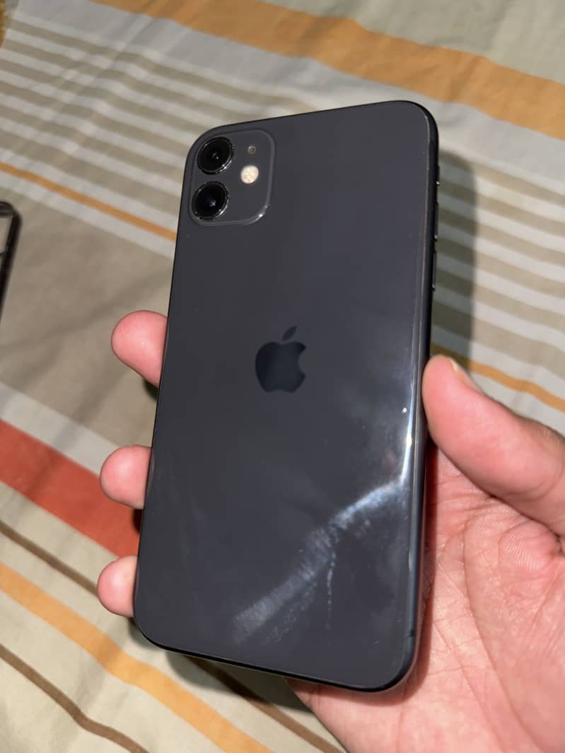 Apple iPhone 11 0