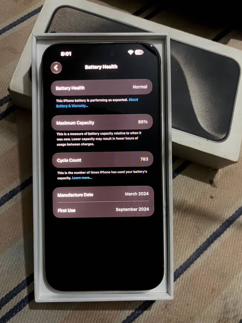 Apple iPhone 15 Pro Max 4