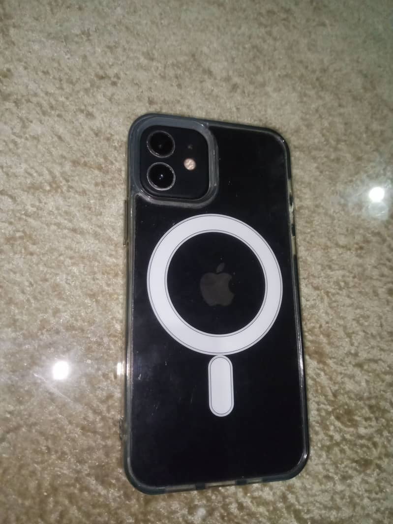 Apple iPhone 12 1