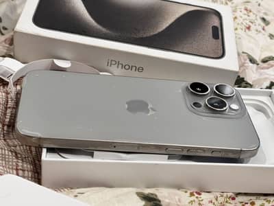 Apple iPhone 15 Pro Max