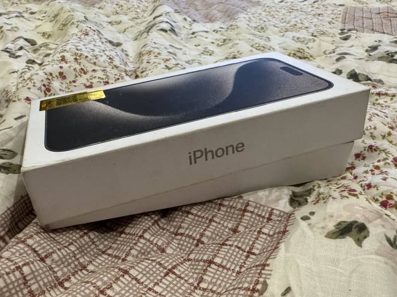 Apple iPhone 15 Pro Max 7