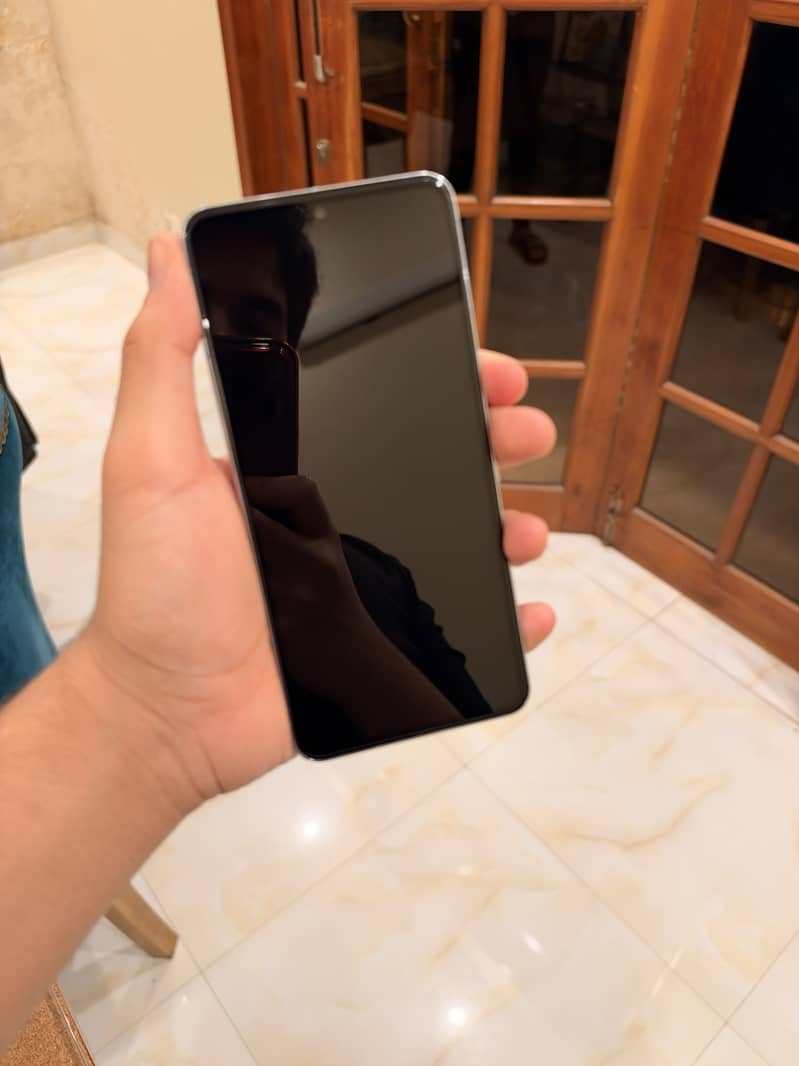 Google Pixel 8 Pro 9