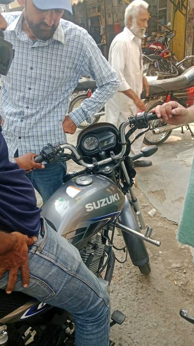 Suzuki GD110 2022 model Lahore