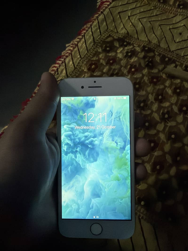 Apple iPhone 7 2