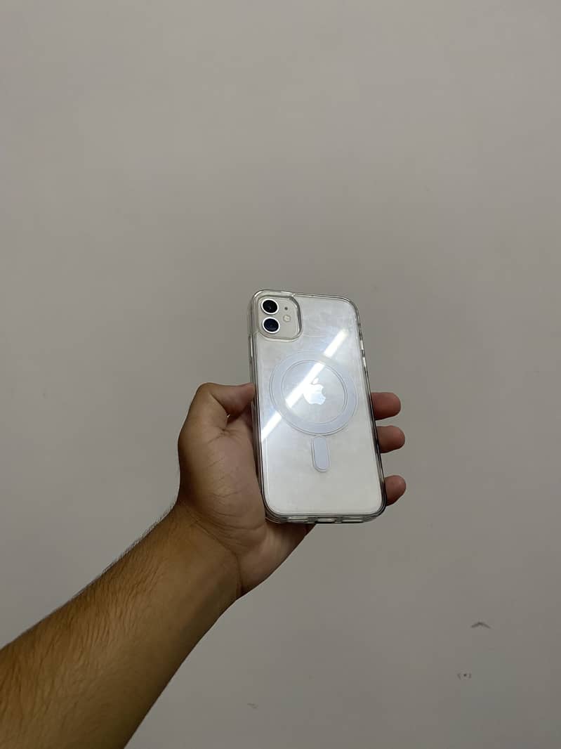 Apple iPhone 11 0