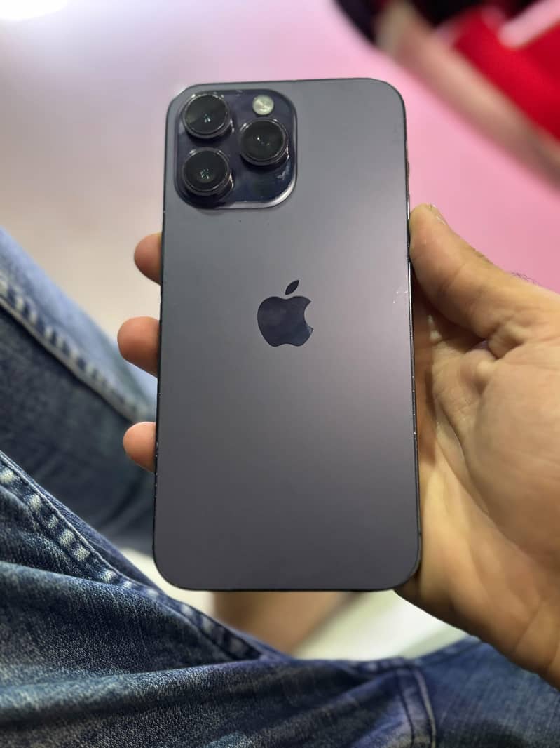 Apple iPhone 14 Pro Max 0