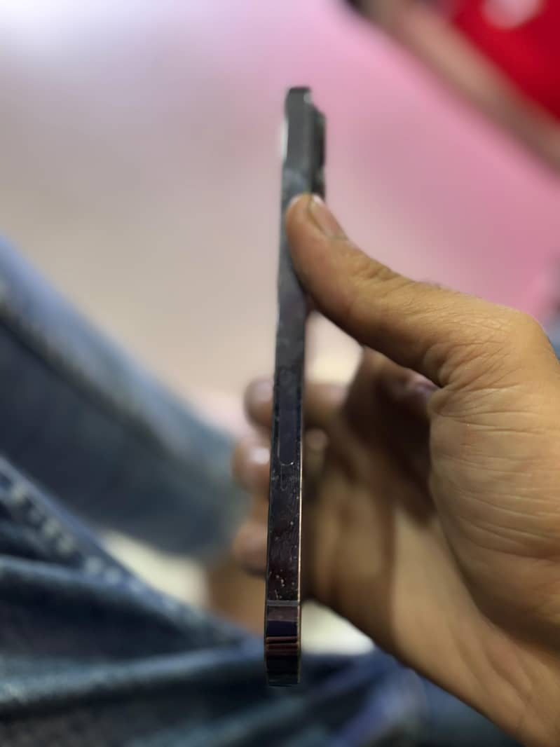 Apple iPhone 14 Pro Max 3