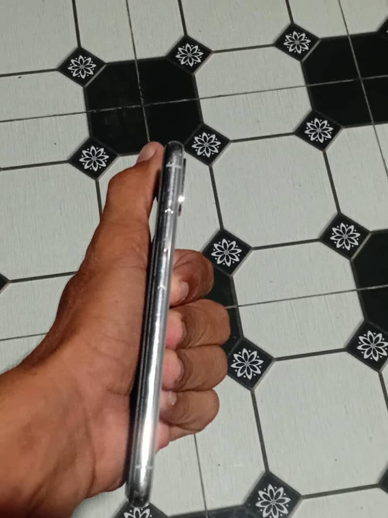 Apple iPhone X 8
