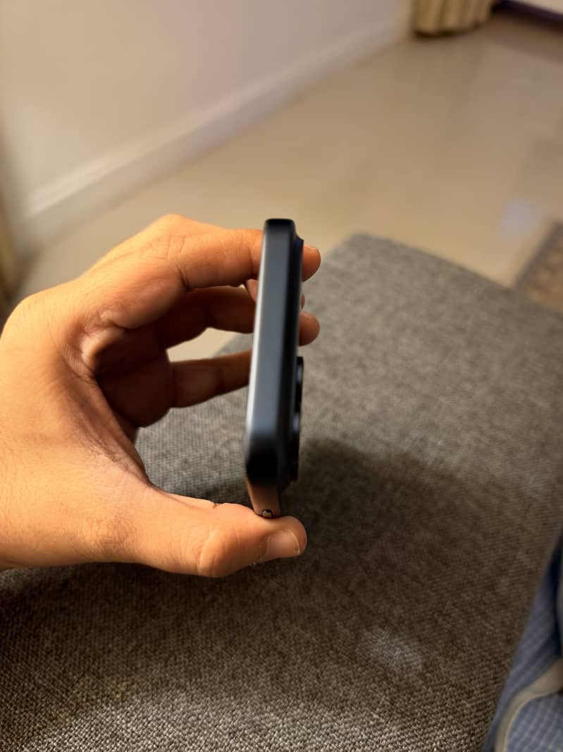 Apple iPhone 17 Pro Max 5