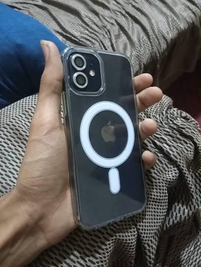 iPhone 12 (( Sim locked jv )) 64 gb waterpack