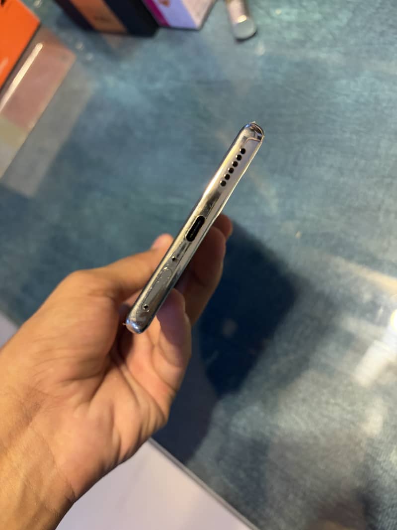 Tecno CAMON 40 Pro 5