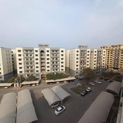 Don'T Miss Out This Beautiful 3-Bedrooms Apartment For Rent In Askari-11 Lahore