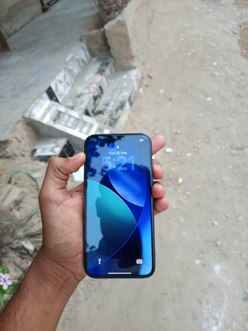 Apple iPhone 14 2
