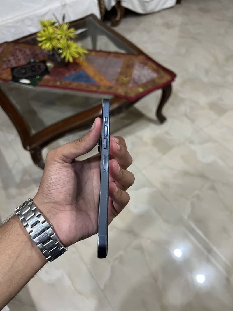 Apple iPhone 13 Pro Max 7
