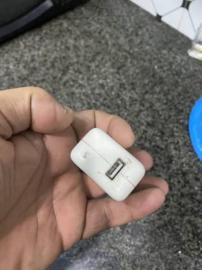 Apple original adopter 10 watt for good battry health