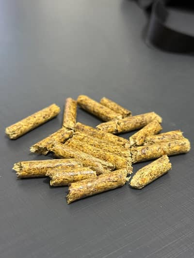 FURR PAWZ PREMIUM PINE PELLETS LITTER