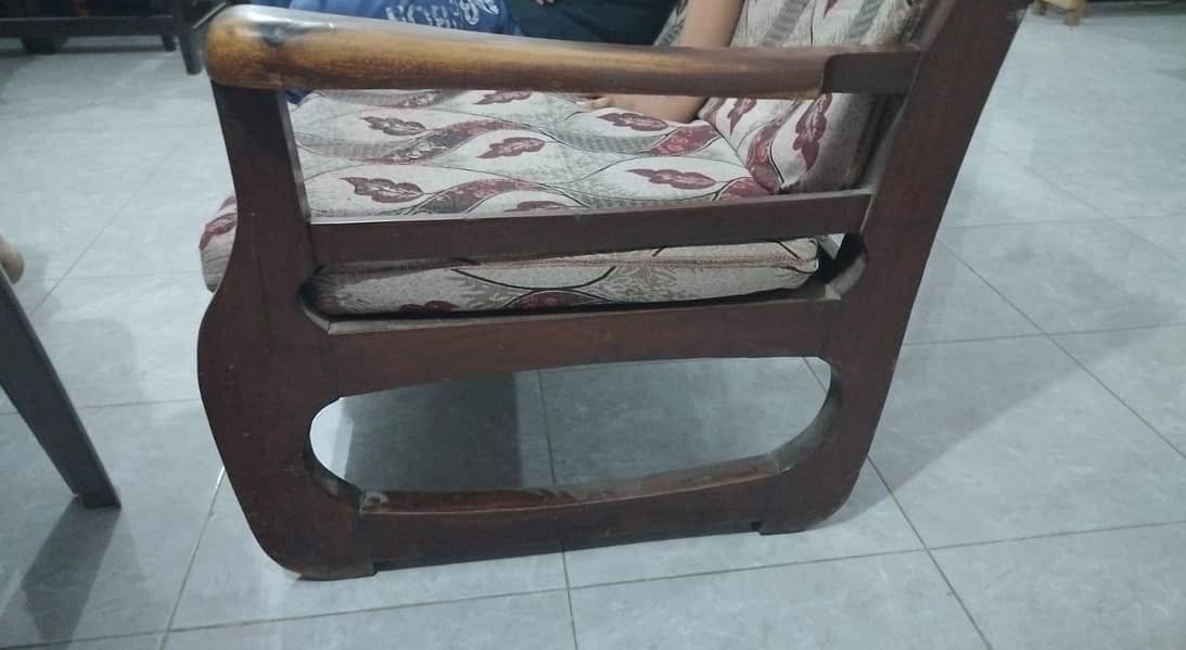5 seated sofa set 4