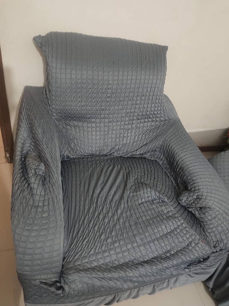 Sofa set 0