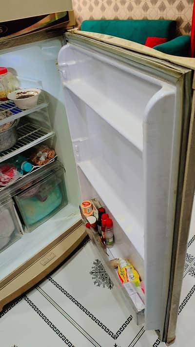 Dawlance fridge