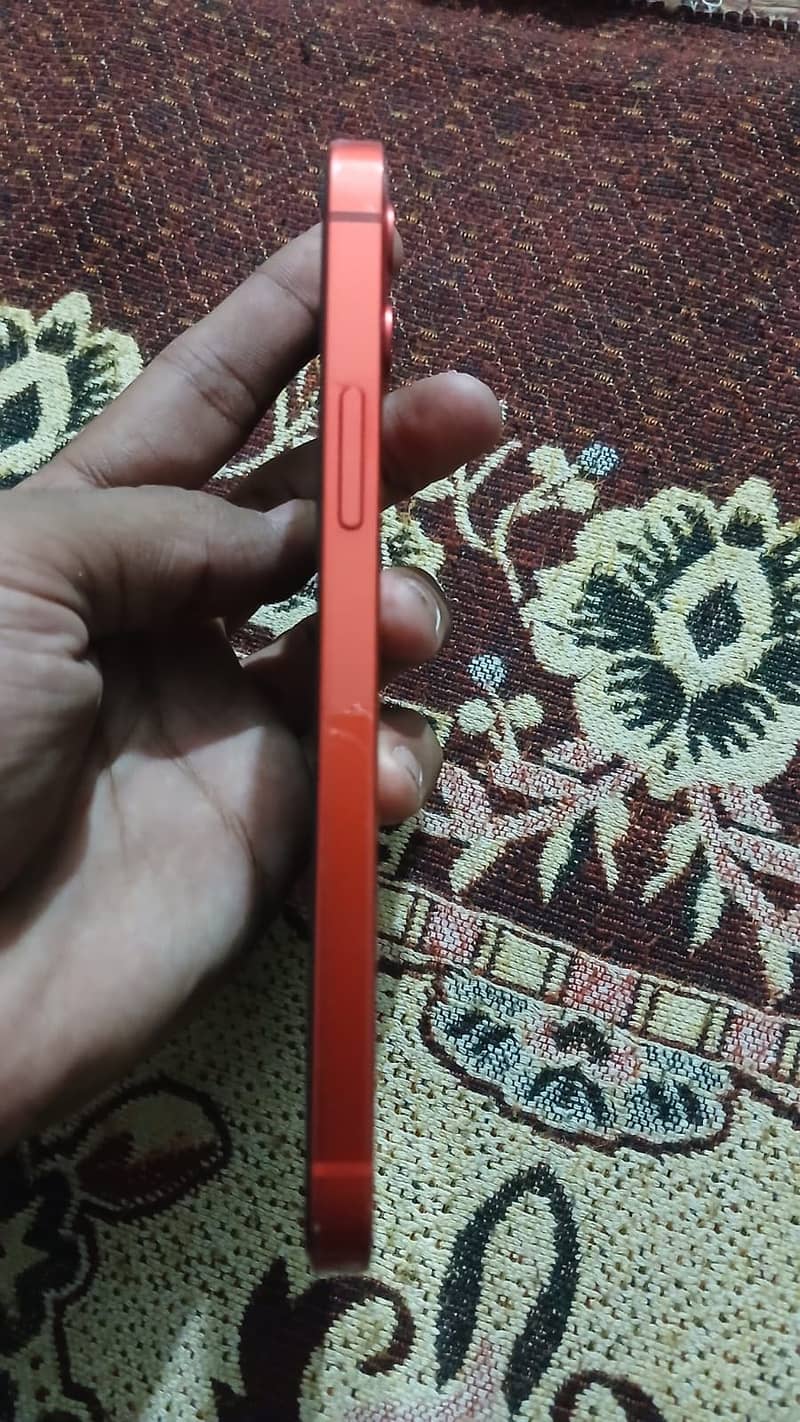 Apple iPhone 12 1