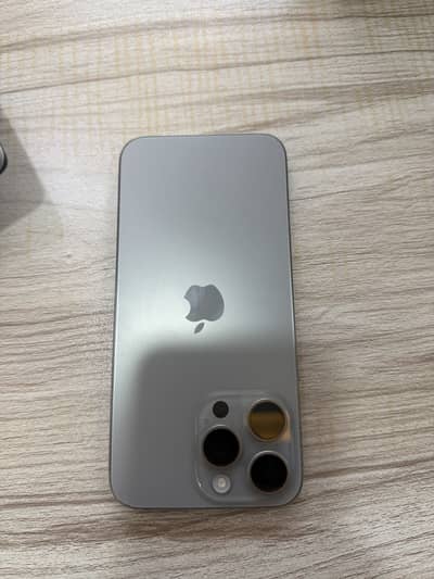 Apple iPhone 15 Pro Max