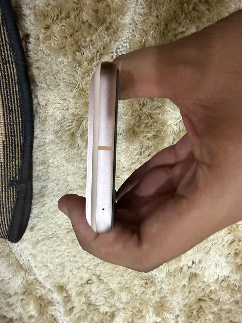 Google Pixel 8 3