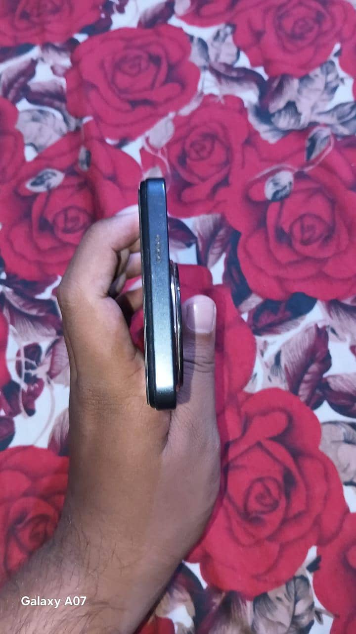 Itel S24 5