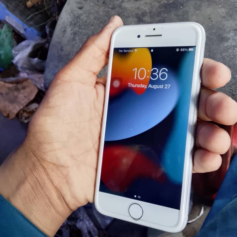 Apple iPhone 7 5