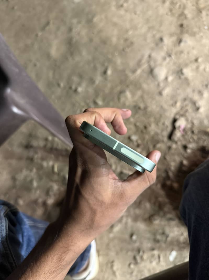 Google Pixel 9 2