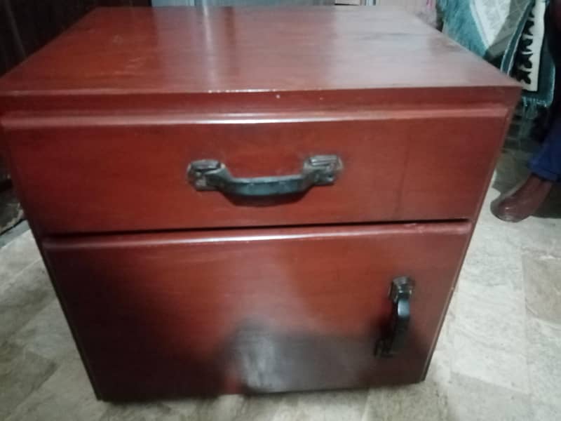 SINGLE MINI CABINET 0