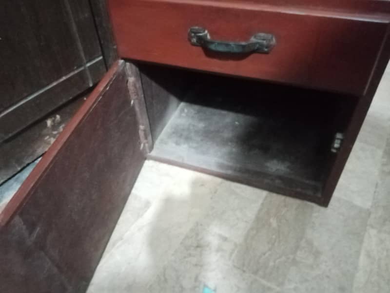 SINGLE MINI CABINET 4