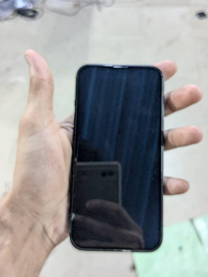 Apple iPhone 14 2