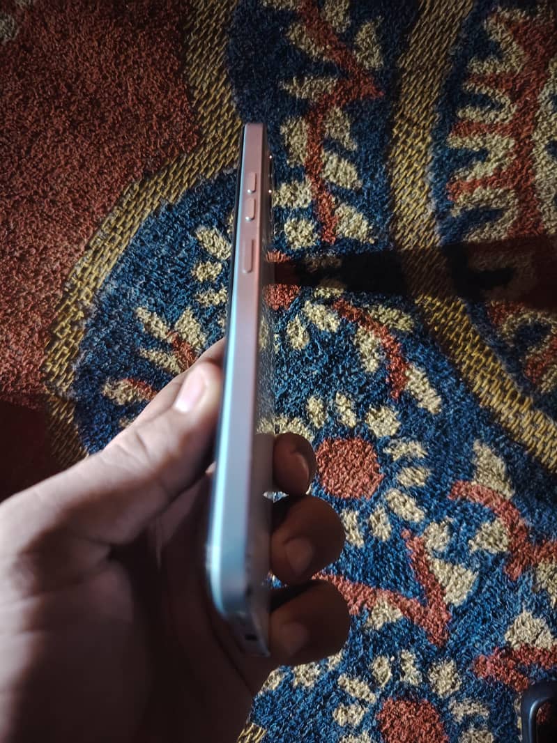 Tecno Spark Go 2