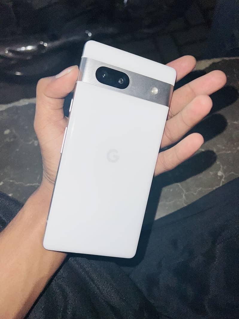 Google Pixel 7a 1