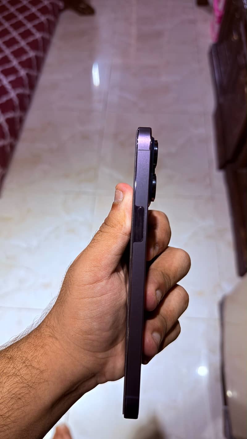 Apple iPhone 14 Pro Max 2