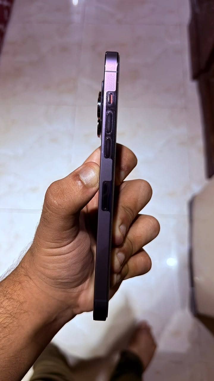 Apple iPhone 14 Pro Max 4