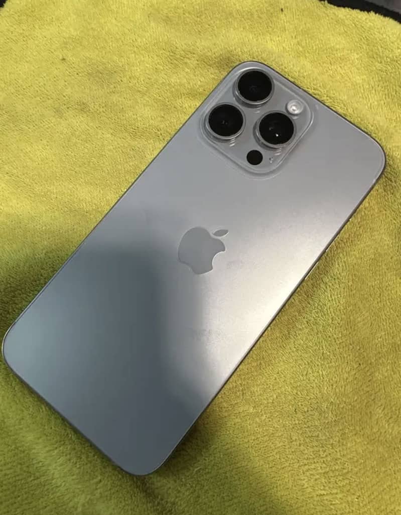 iphone 15 pro max 1