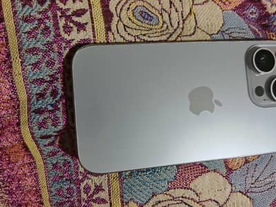 Apple iPhone 15 Pro