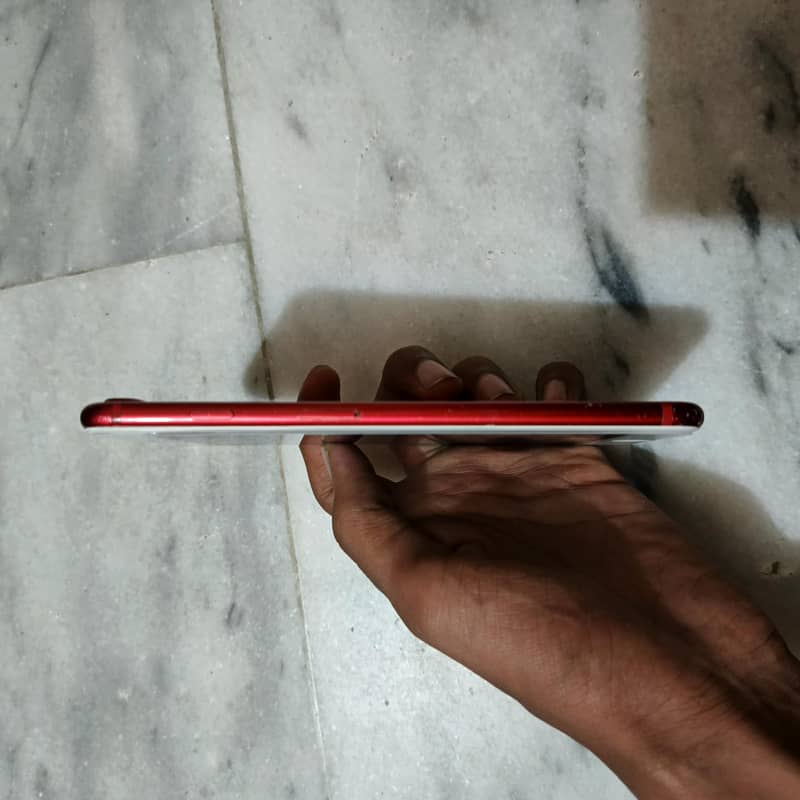 Apple iPhone 7 Plus 2