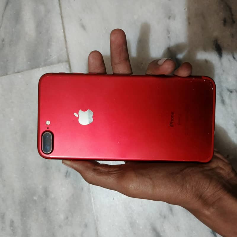 Apple iPhone 7 Plus 3
